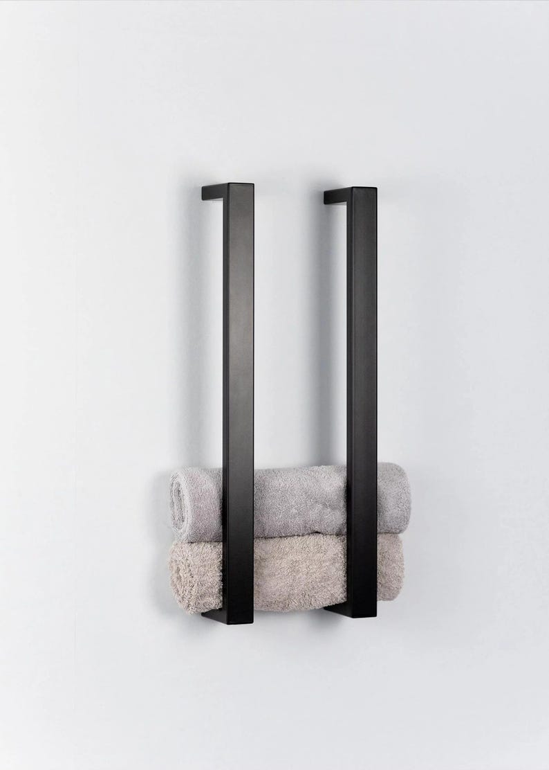 Bathroom Towel Storage in a Set of 2 Black Metal Wall-Mounted Shelves