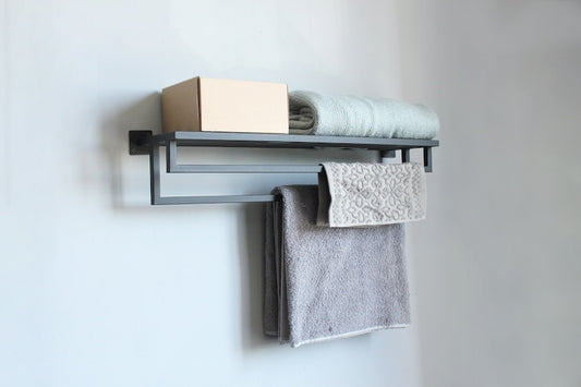 Bathroom towel rack